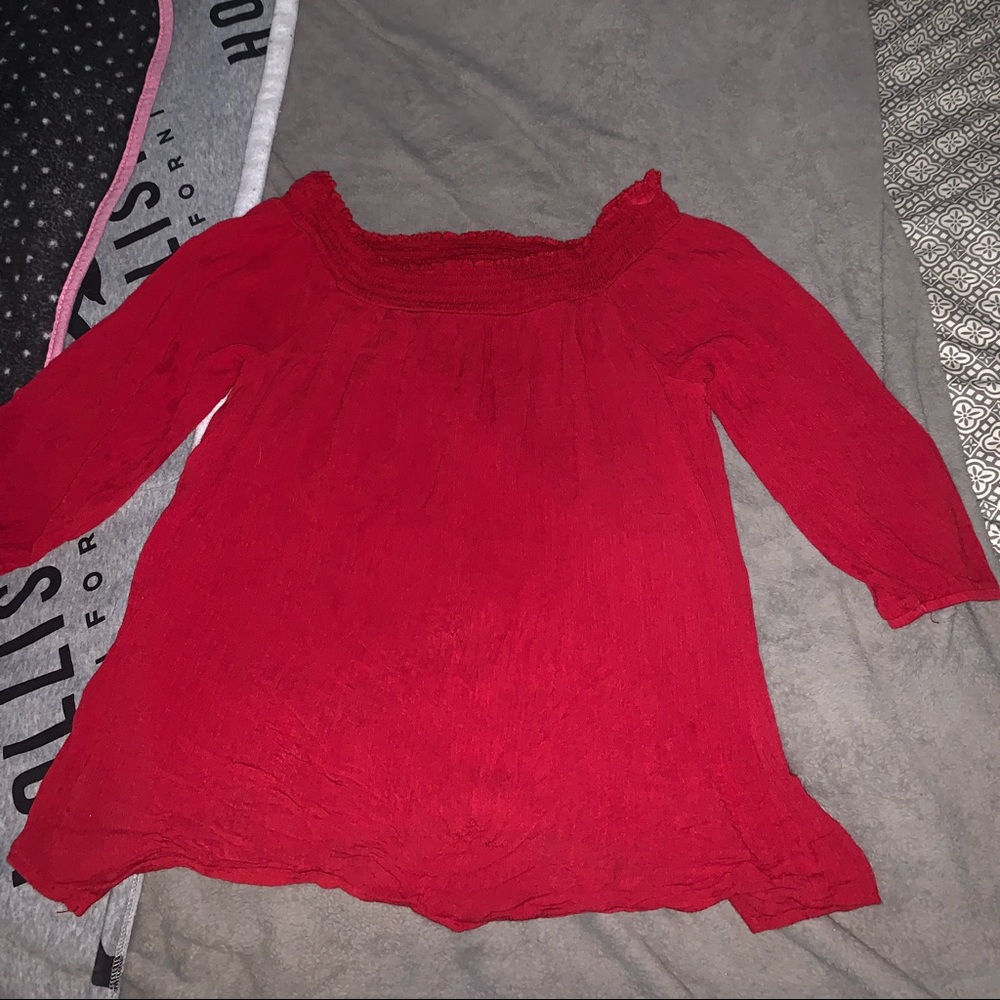 Off the shoulder flowy shirt